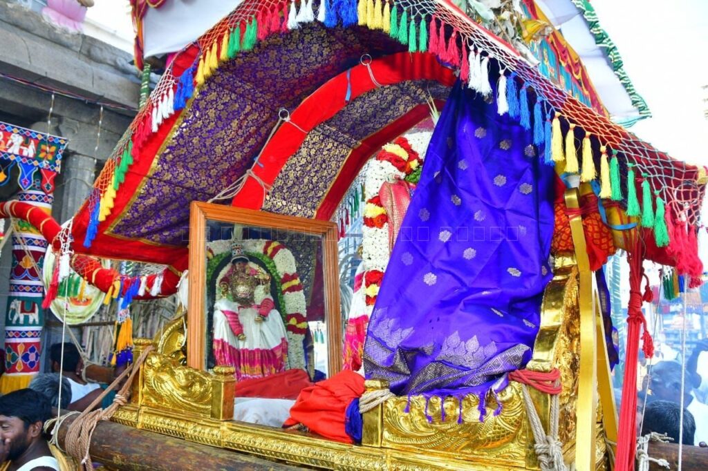 Sri Kanchi Kamakshi Brahmotsavam- Swarna Pallaki Seva
