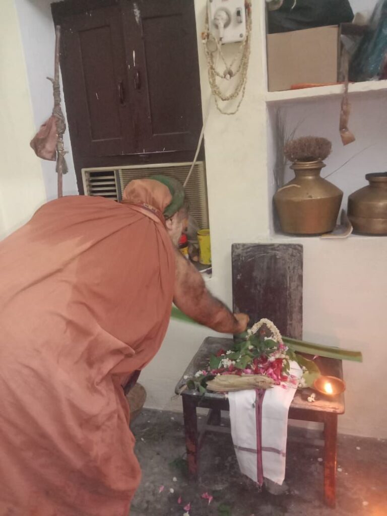 Periyava celebrates Vinayaka Chathurti